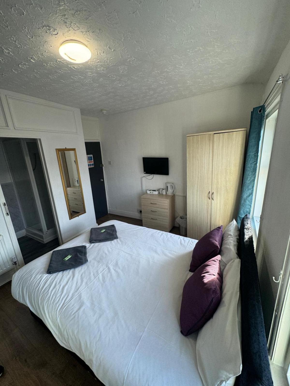 Guest house Burlington West *