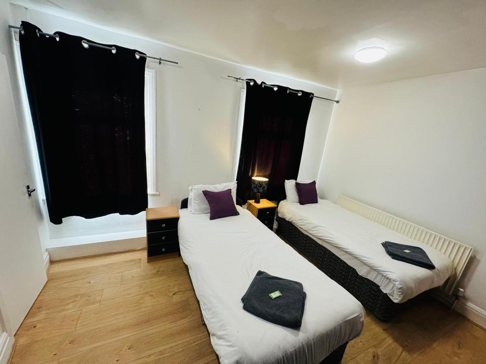 Guest house Burlington West *