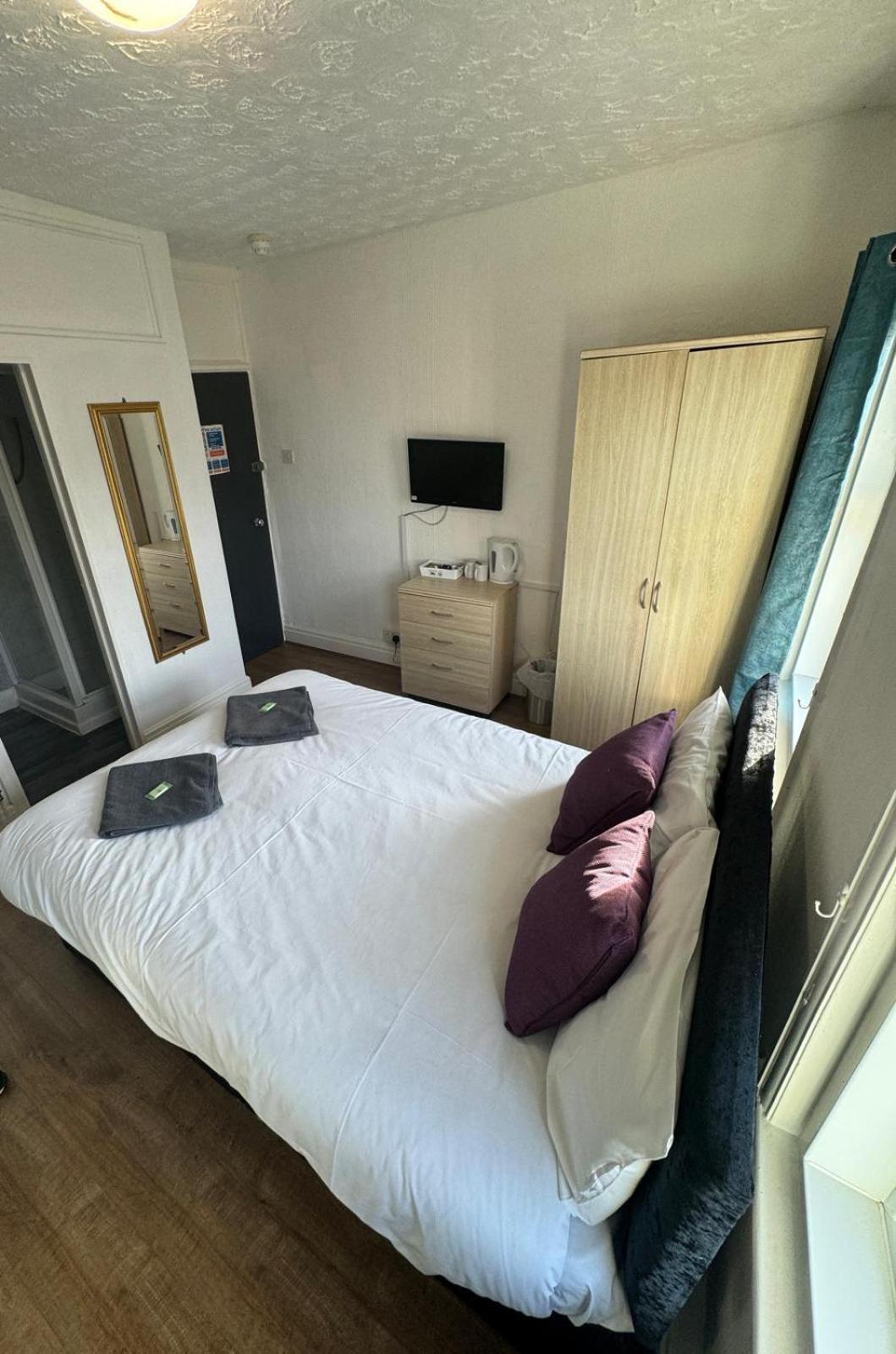 Burlington West * Blackpool