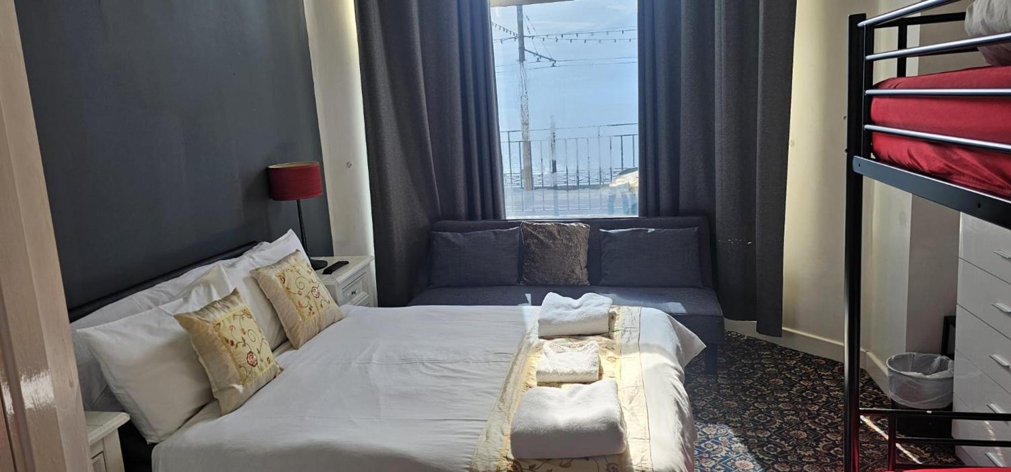 North Ocean 3* Blackpool