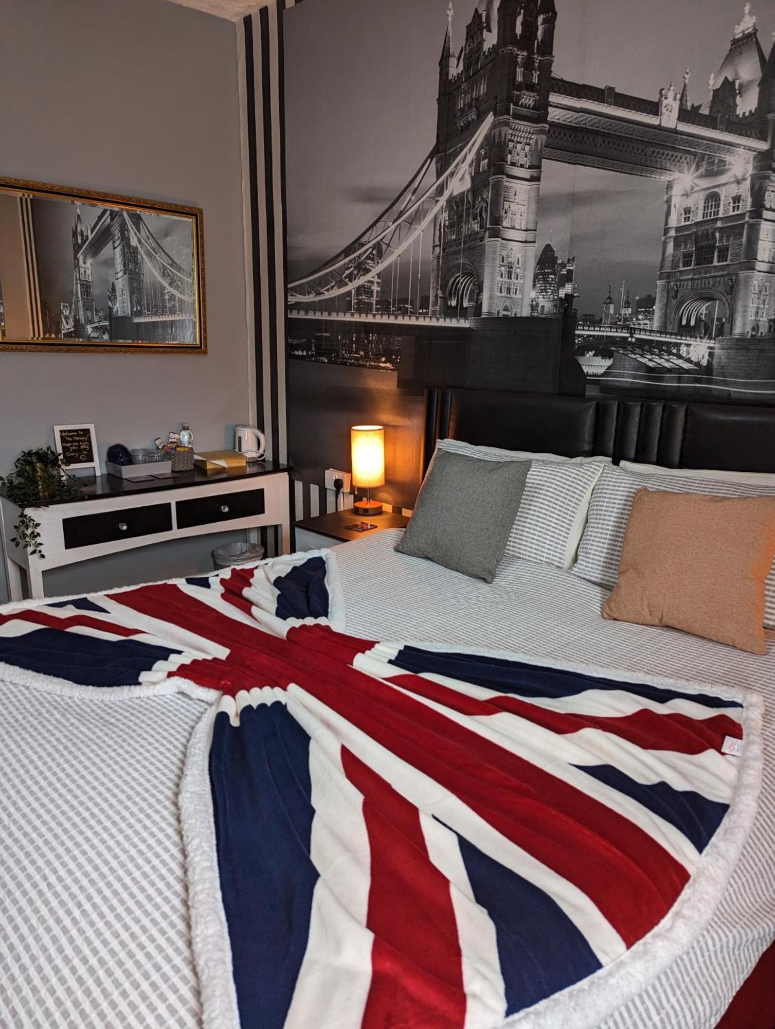 Bed & Breakfast The Mercury, - Over 21's Only 4*