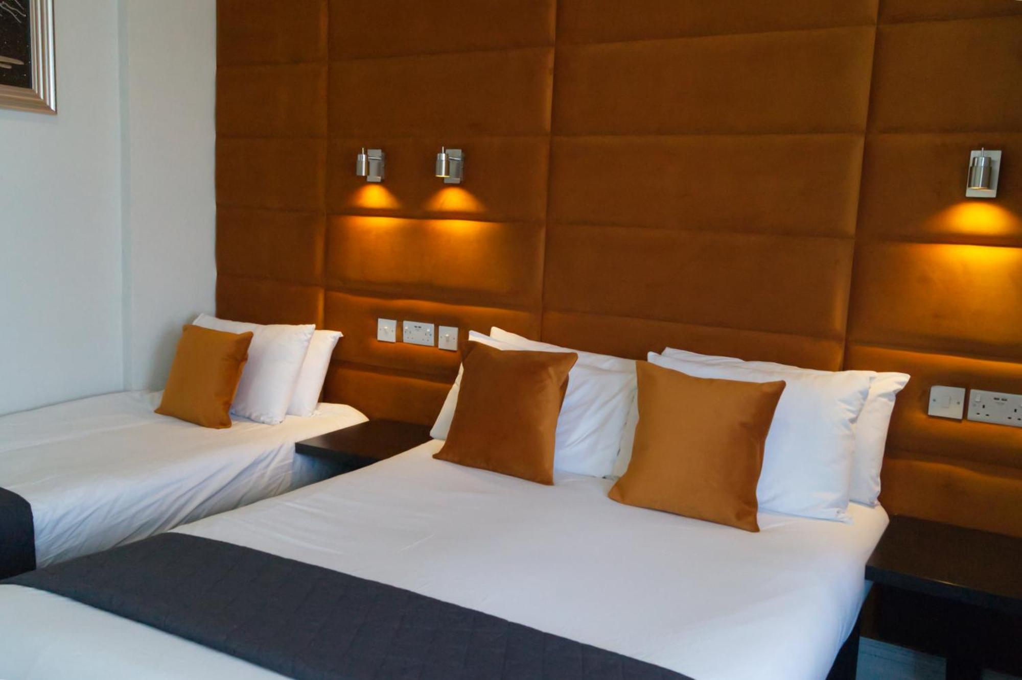 Bed & Breakfast The Bromley 4*