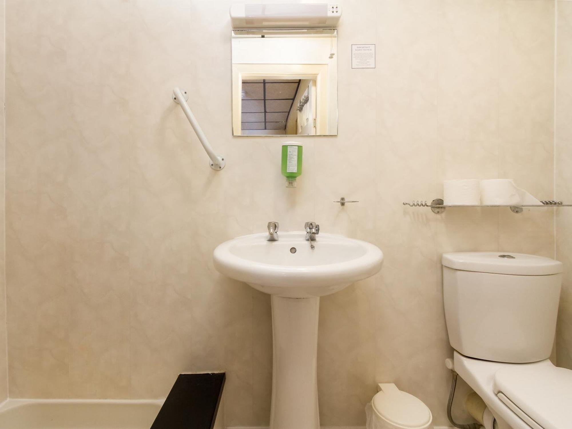 Hotel Oak Lea 3*