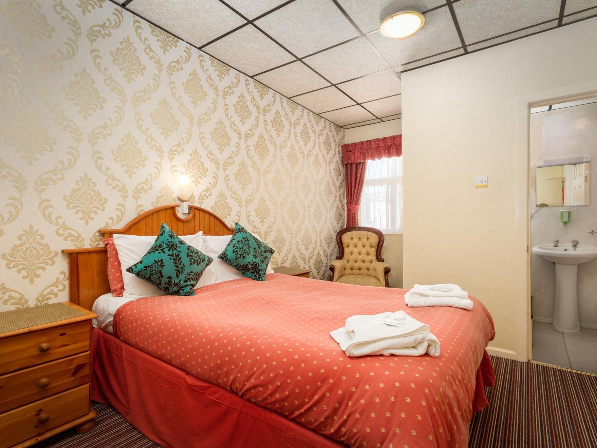 Hotel Oak Lea 3*