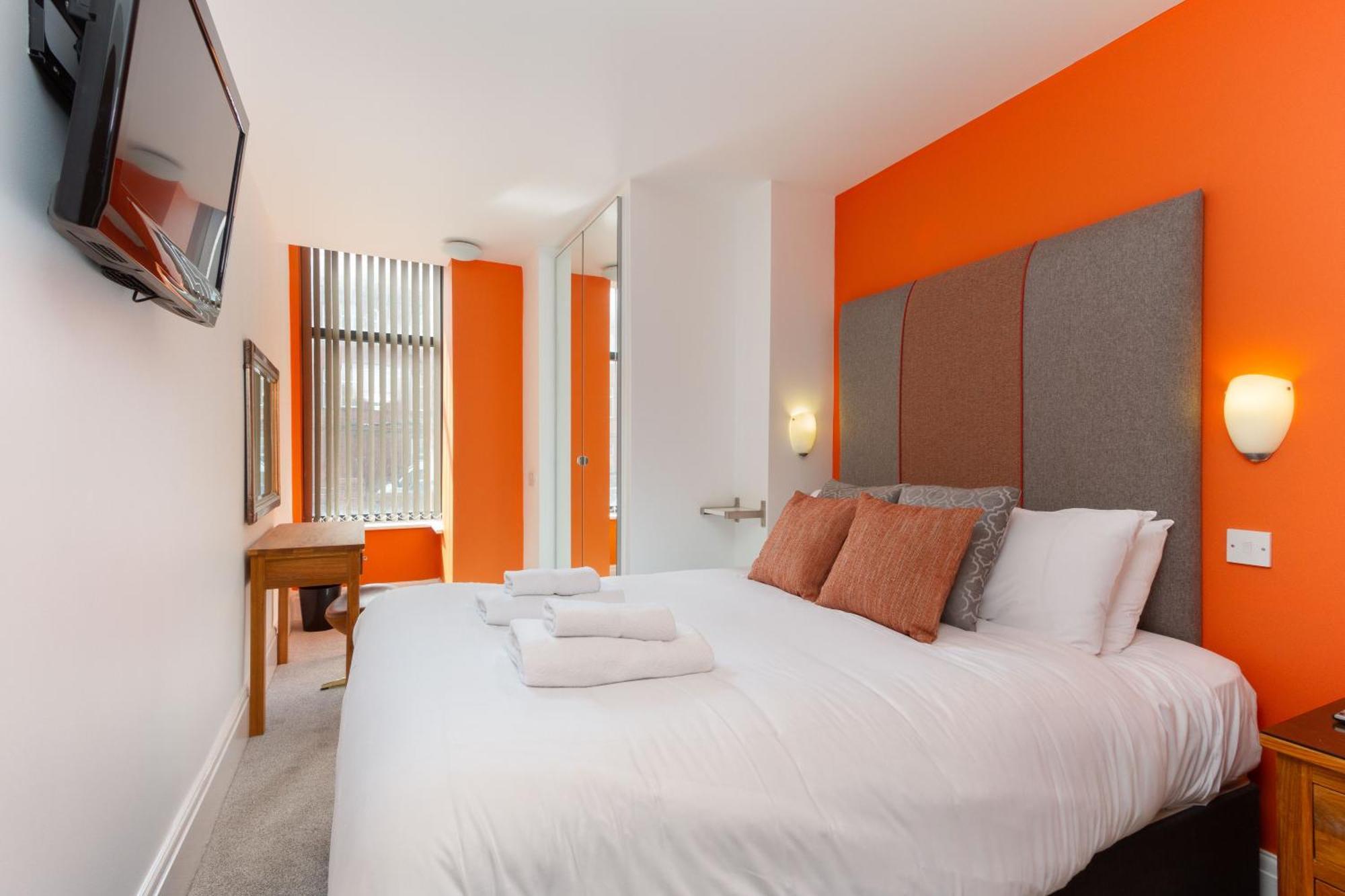 Granada Apartments Berkeley * Blackpool