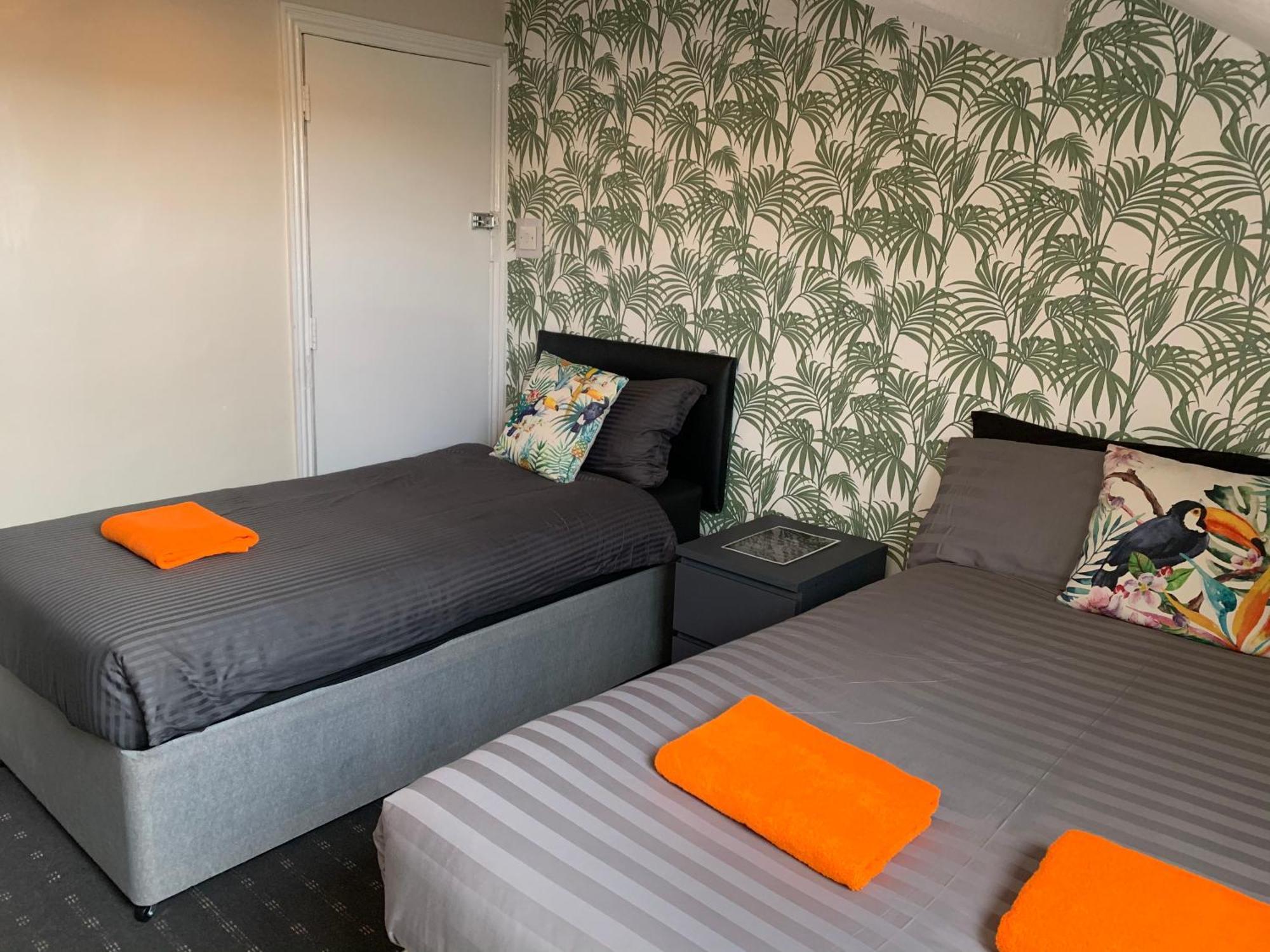Tropics Hotel