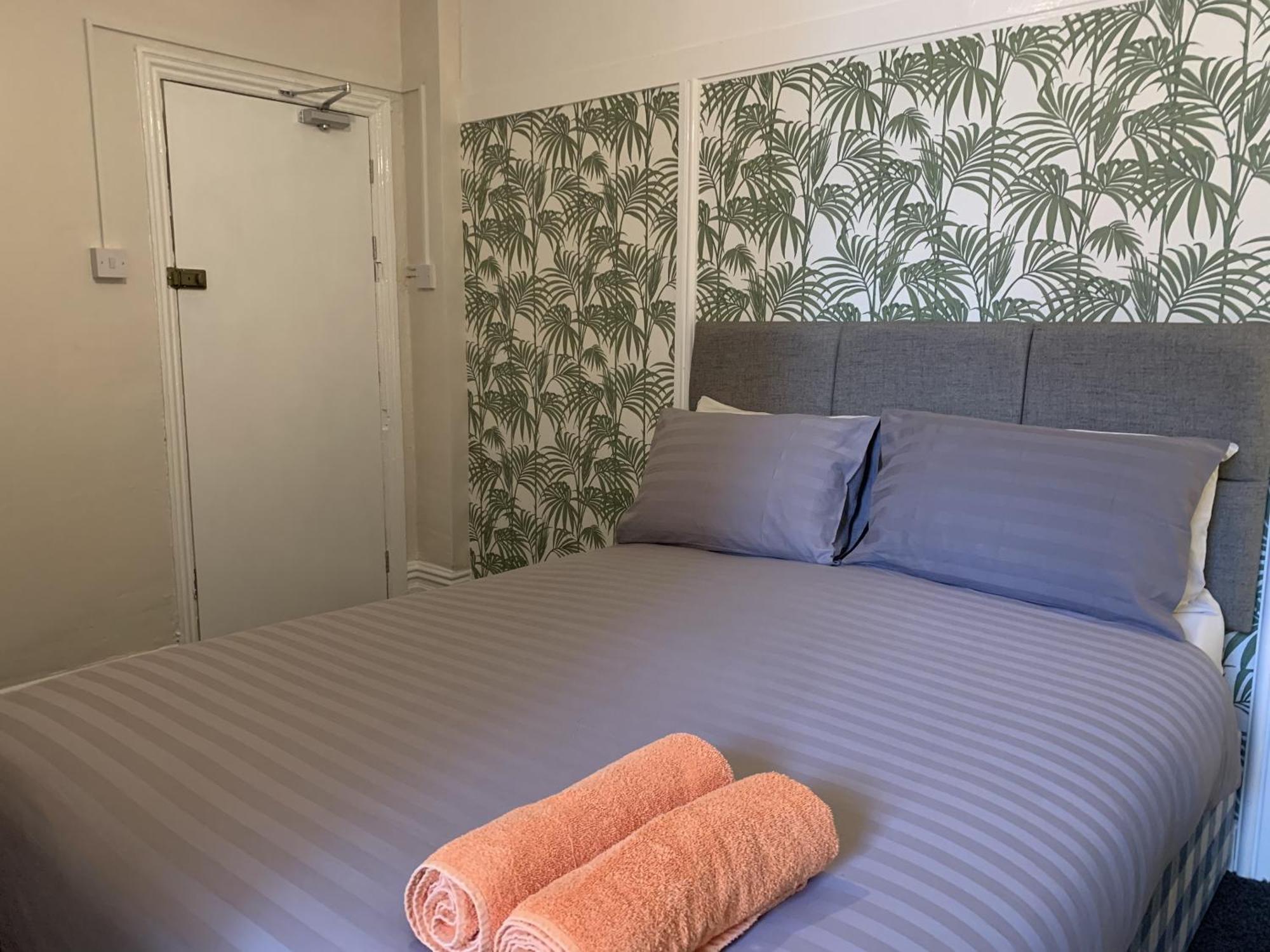 Hotel Tropics 3*