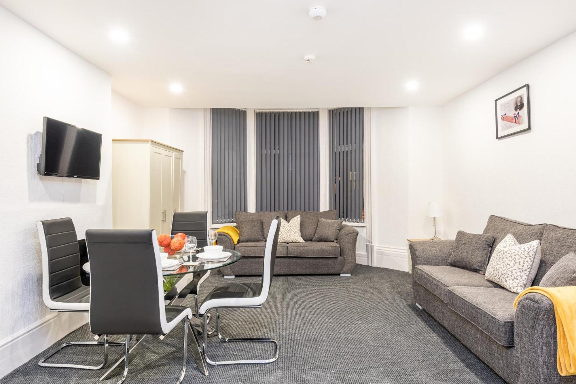 Velvet Coaster Apartment