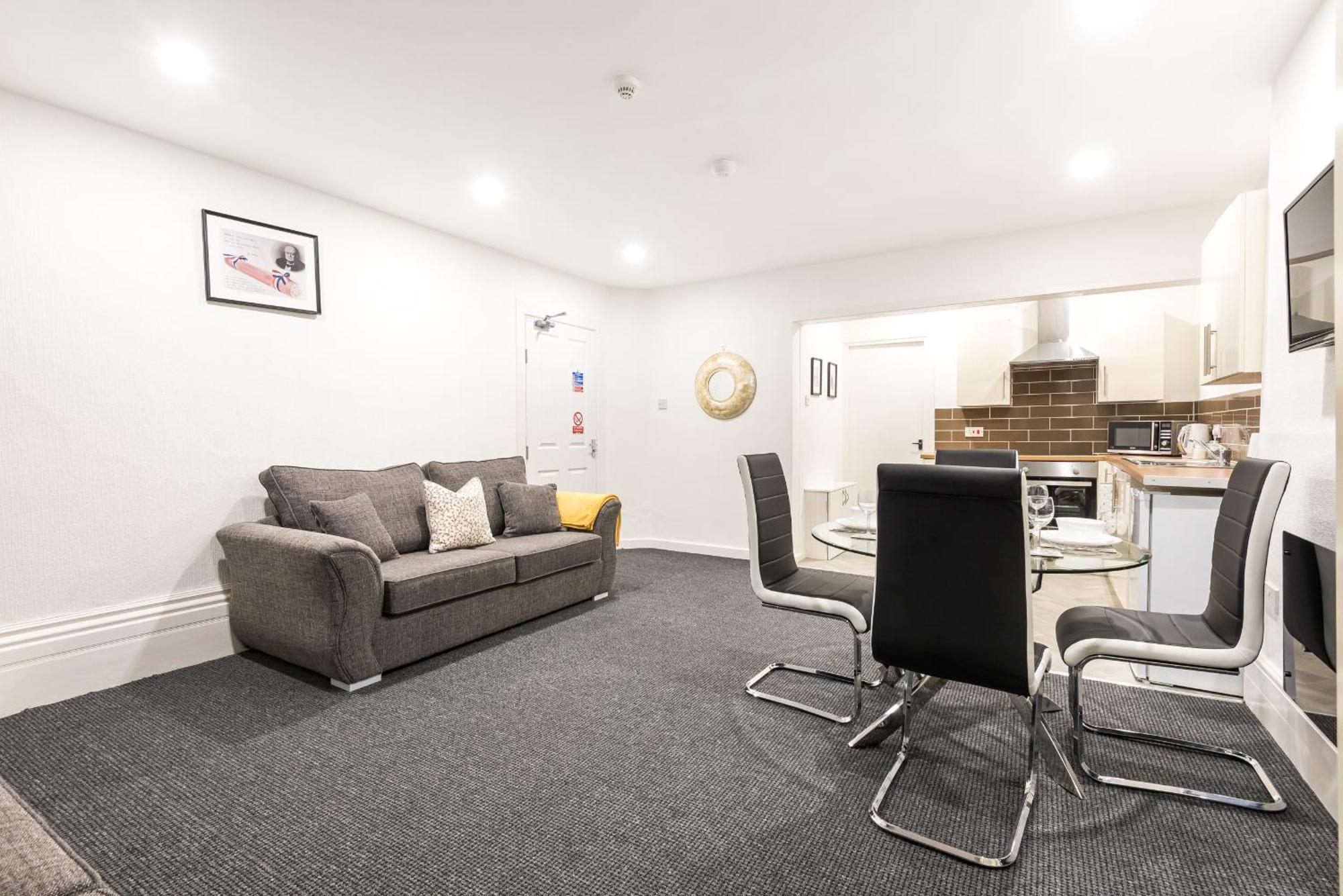 Velvet Coaster Apartment