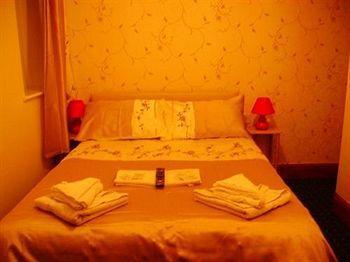 Tropics Hotel 3*