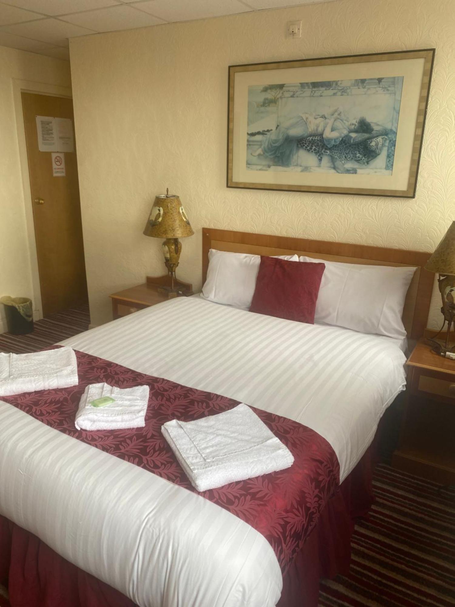 Vernon Hotel