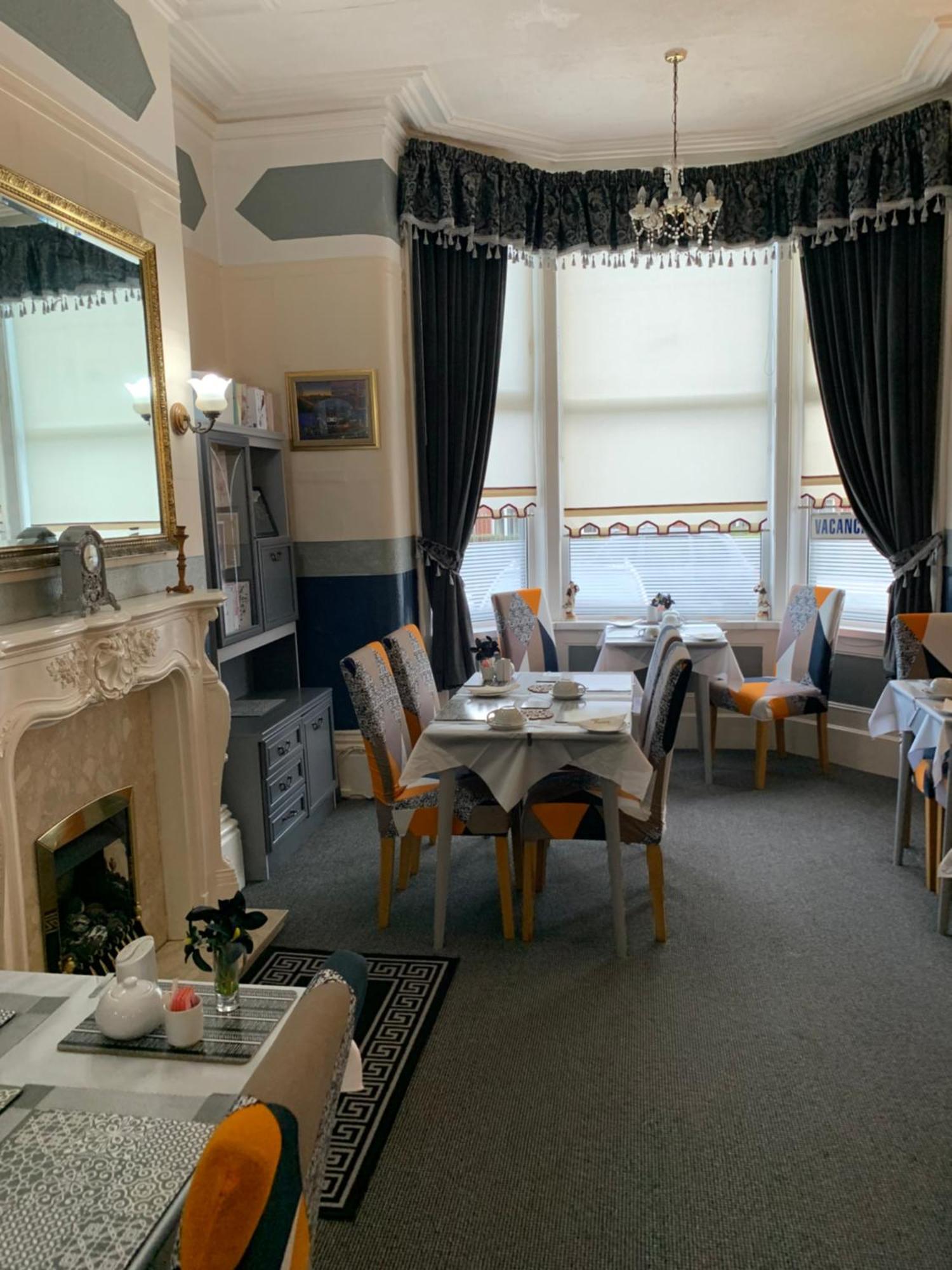 Hornby Villa- 4star B&b-couples & Families Only Guest house 4*