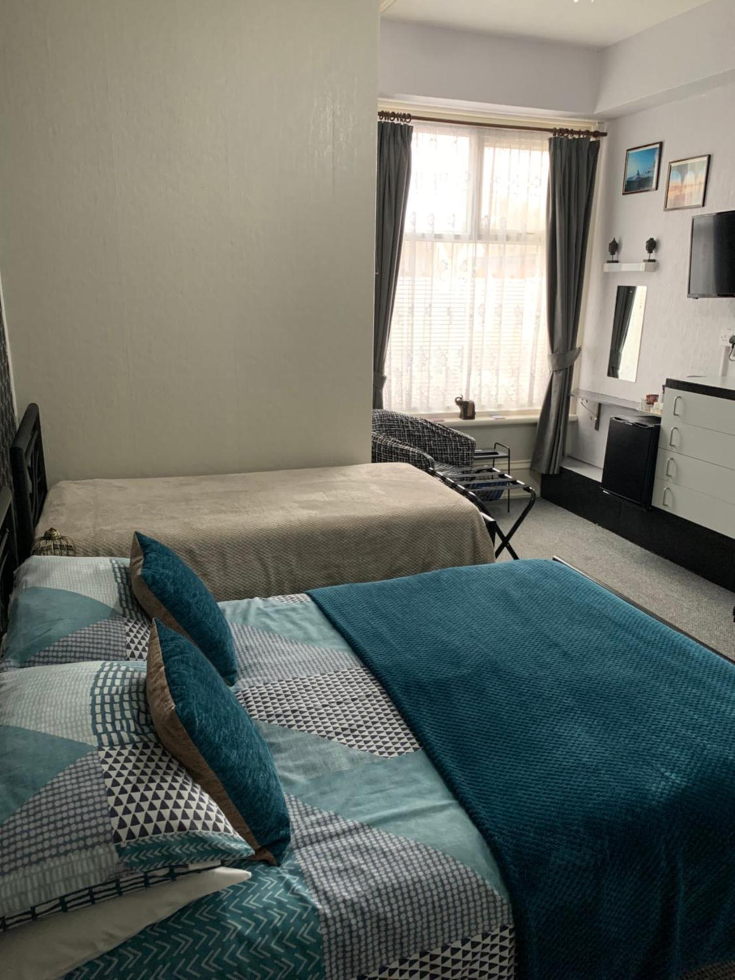 Hornby Villa- 4star B&b-couples & Families Only Guest house 4*