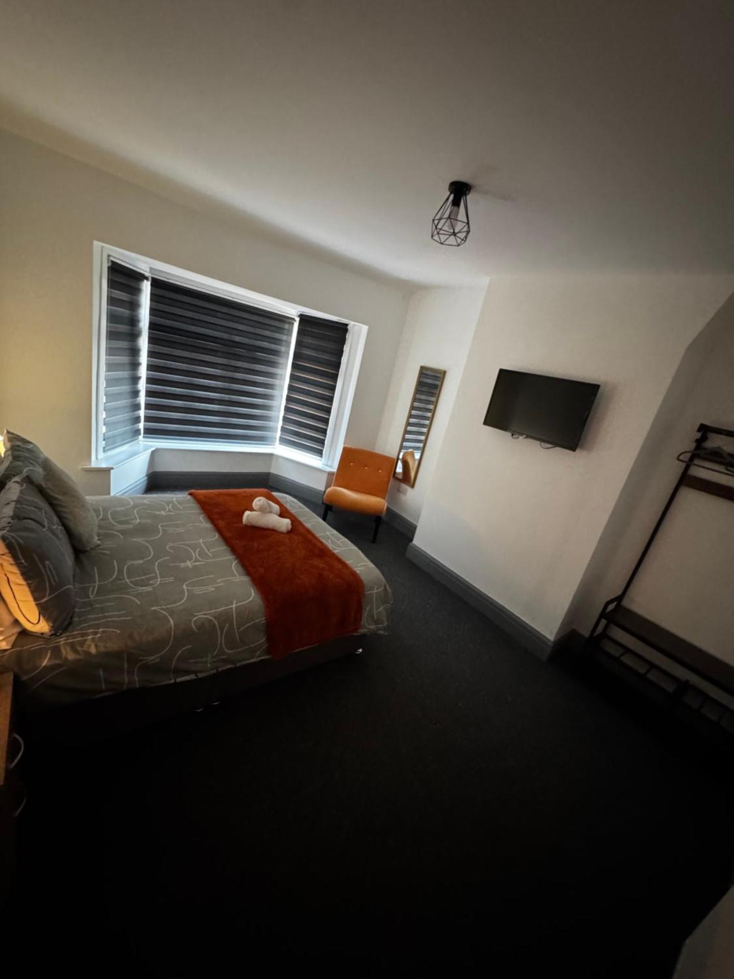 Melville House - Pet Friendly Holiday home