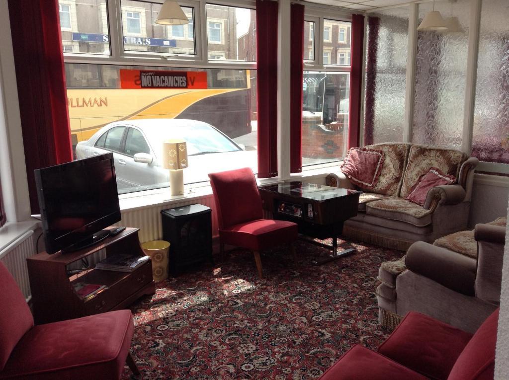 Delton 3* Blackpool