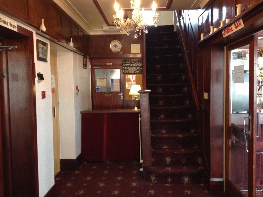 Delton Hotel