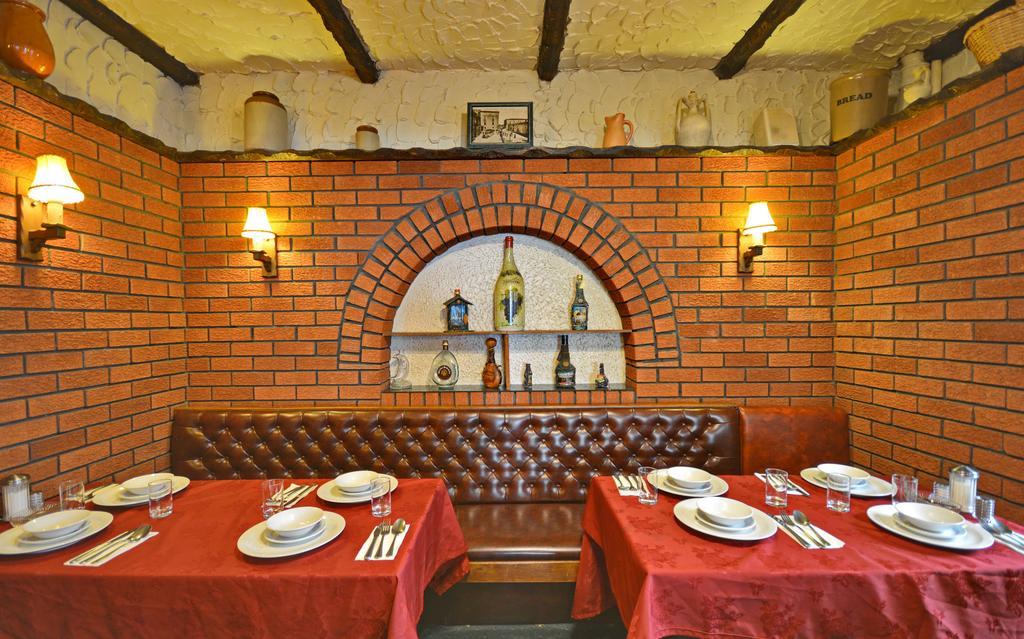 Hotel Royal Oakwell 3*