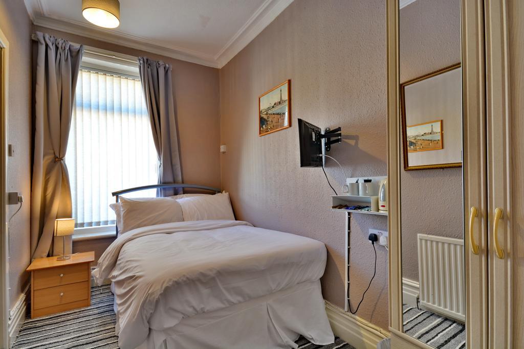 Royal Oakwell Hotel Blackpool