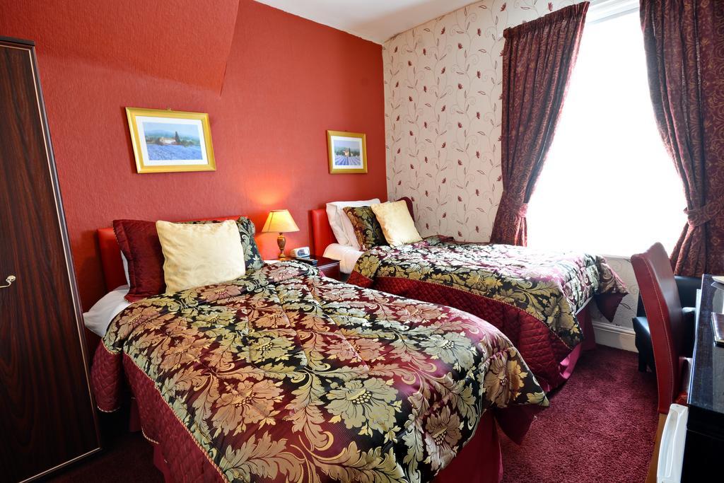 The Astor 3*