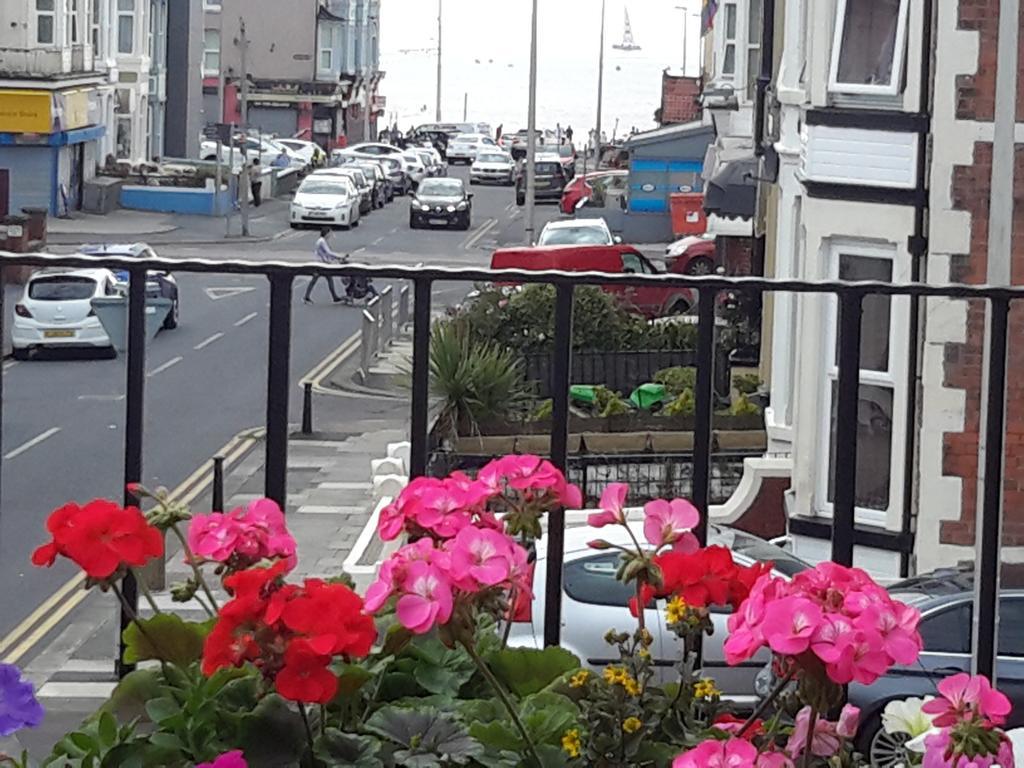 The Lonsdale Guest house 2*