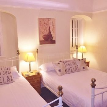 The Beechcliffe - Over 35's Only 3* Blackpool