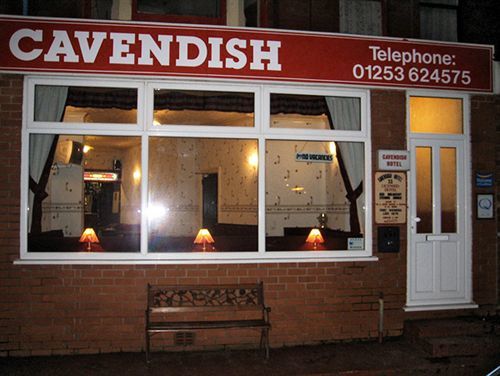 Cavendish 3*