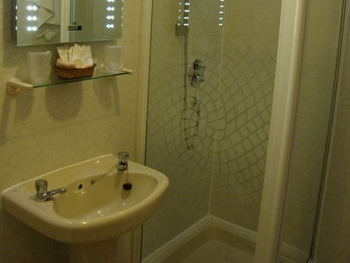 Hotel Adam & Eve 3*