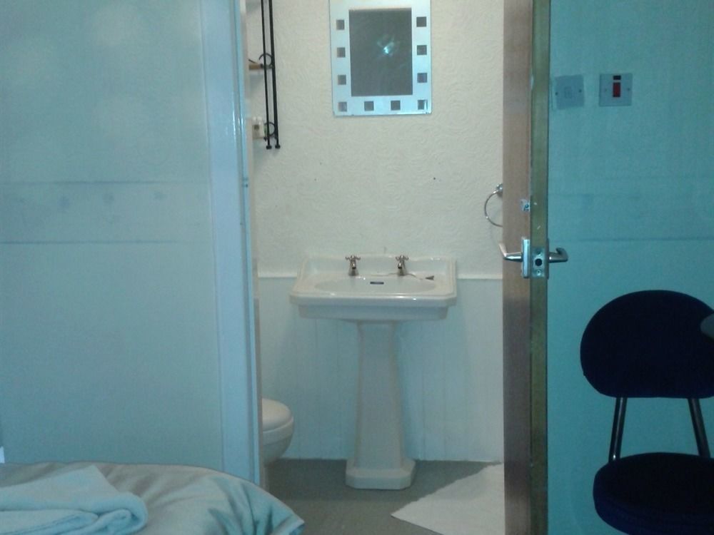 Tropics Hotel 3*