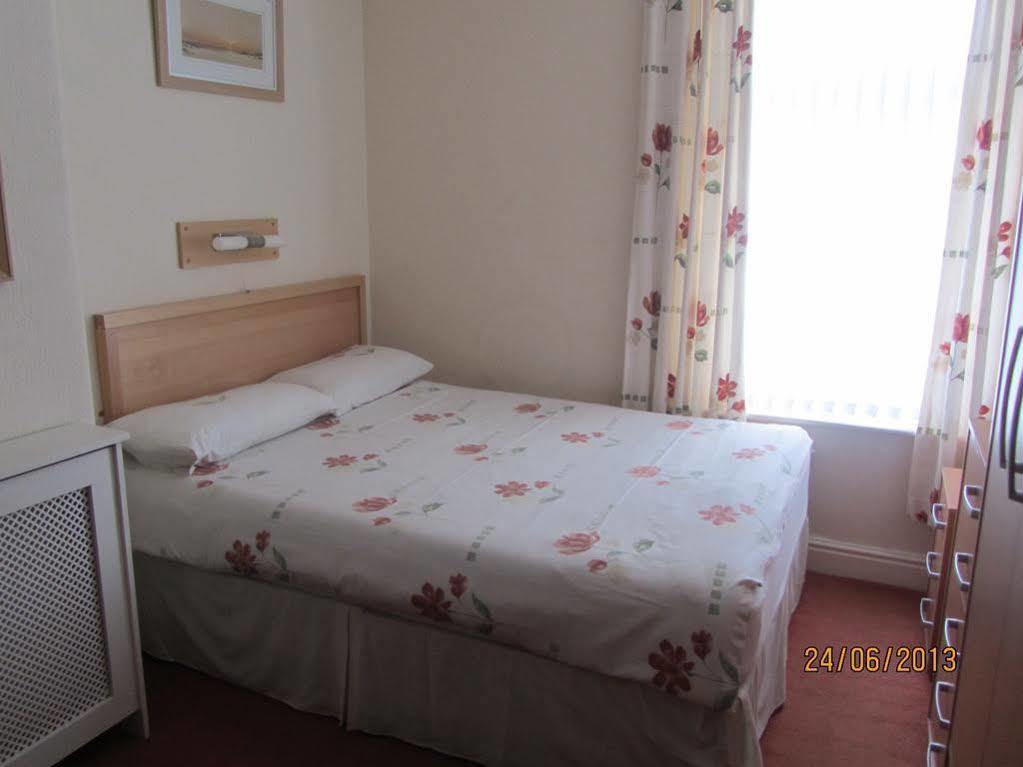 The Kings Cross Hotel Blackpool