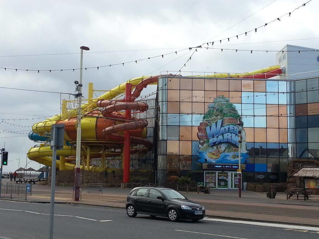 Manchester House 3* Blackpool