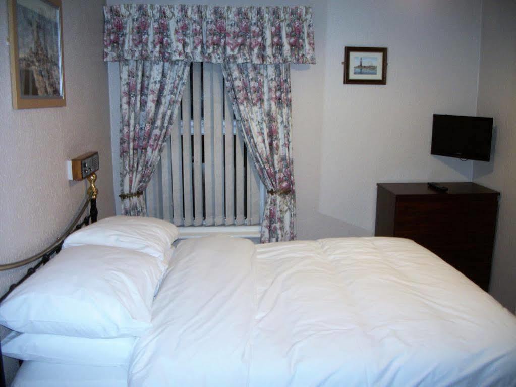 Royal Oakwell Hotel 3*