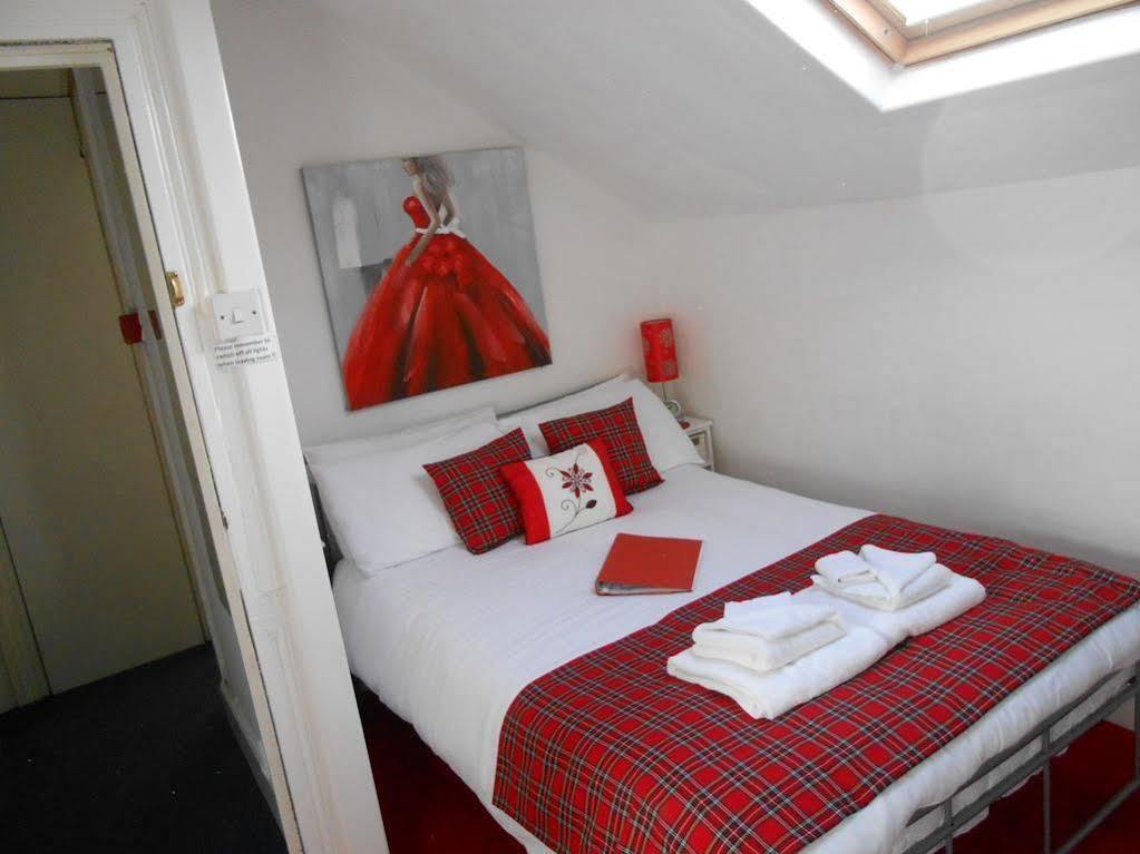 Sorrento House Guest house 4*