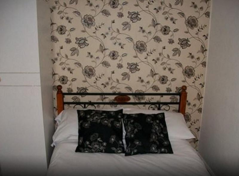 Hotel The 3*