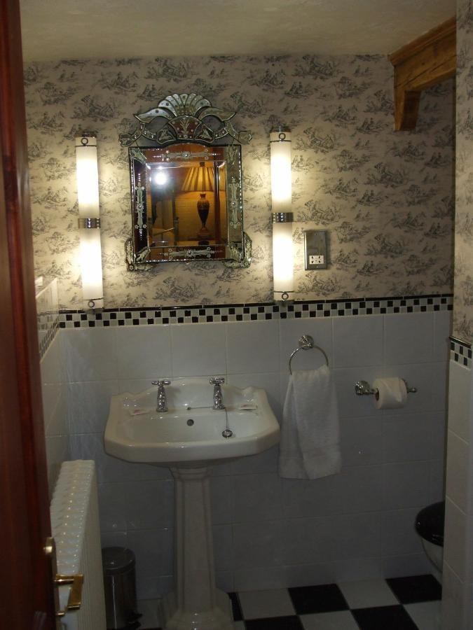 The Lonsdale Guest house Blackpool