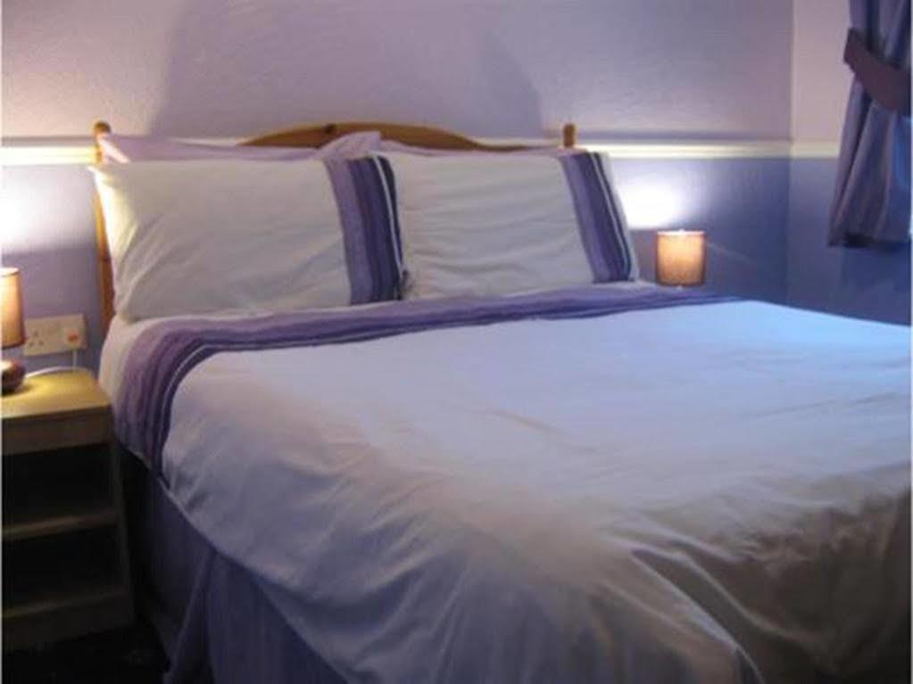 The Chorlton Guest house 3*