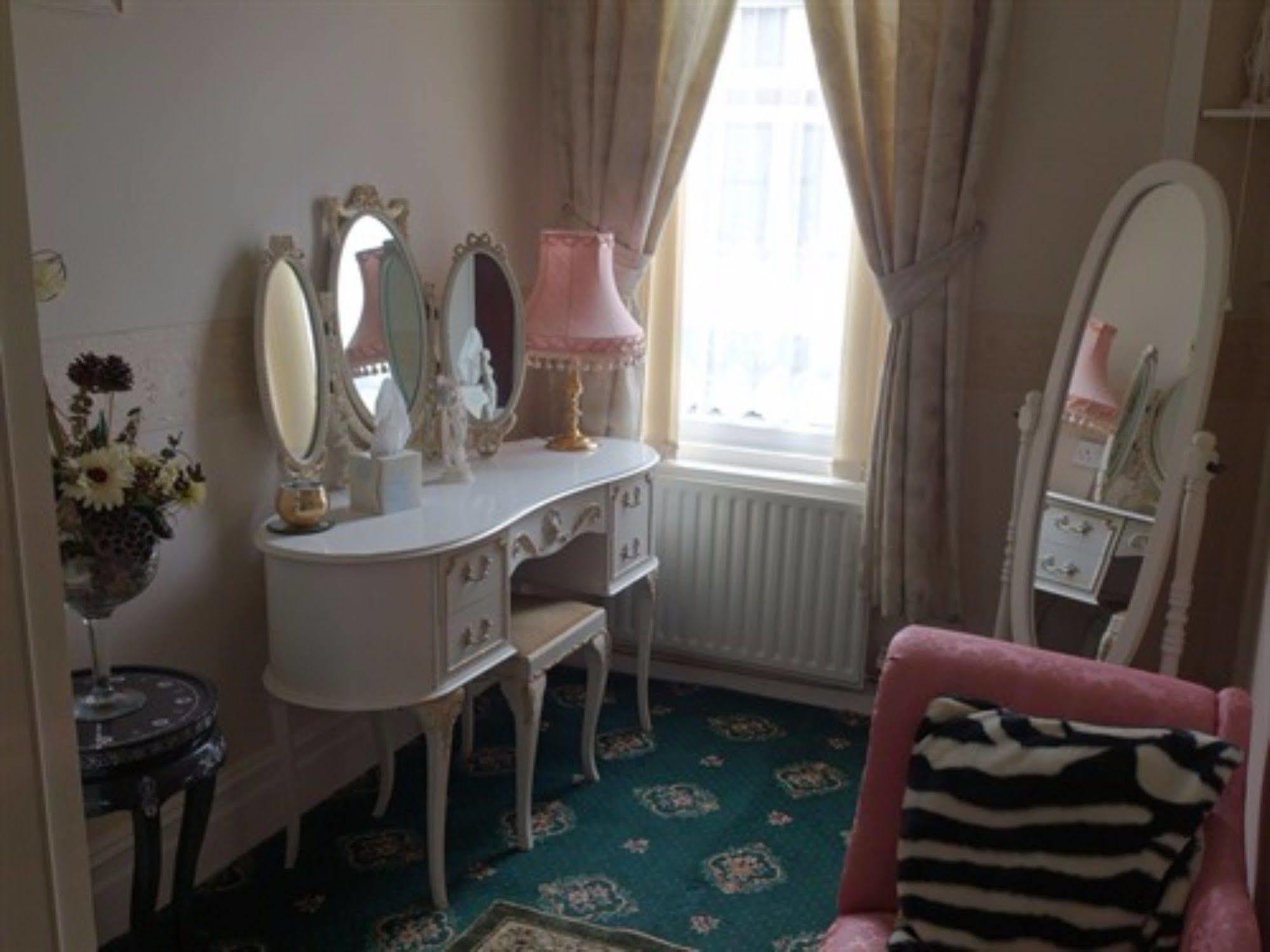 The Mercury, - Over 21's Only Bed & Breakfast 4*