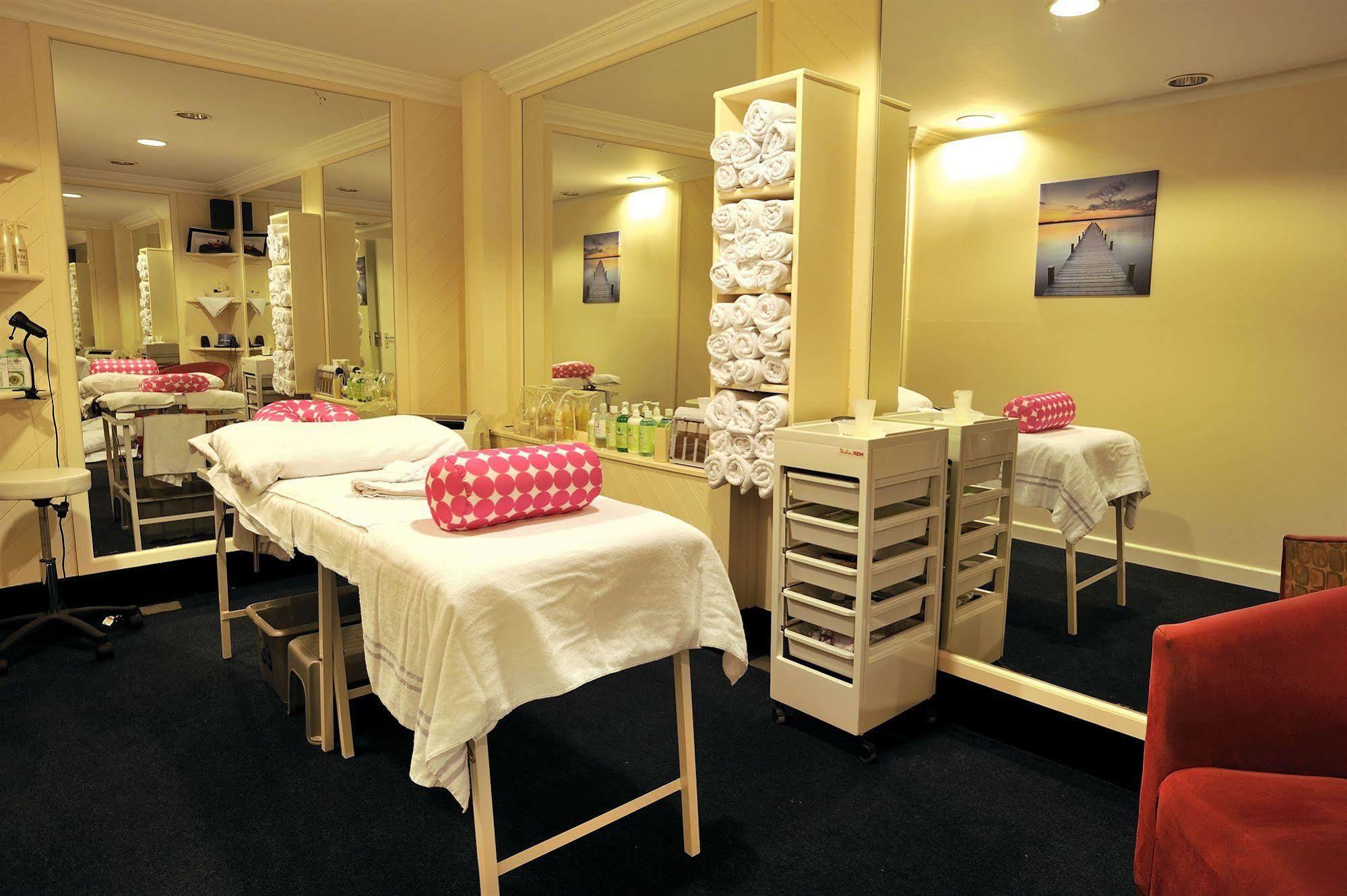 Claremont Hotel 3*