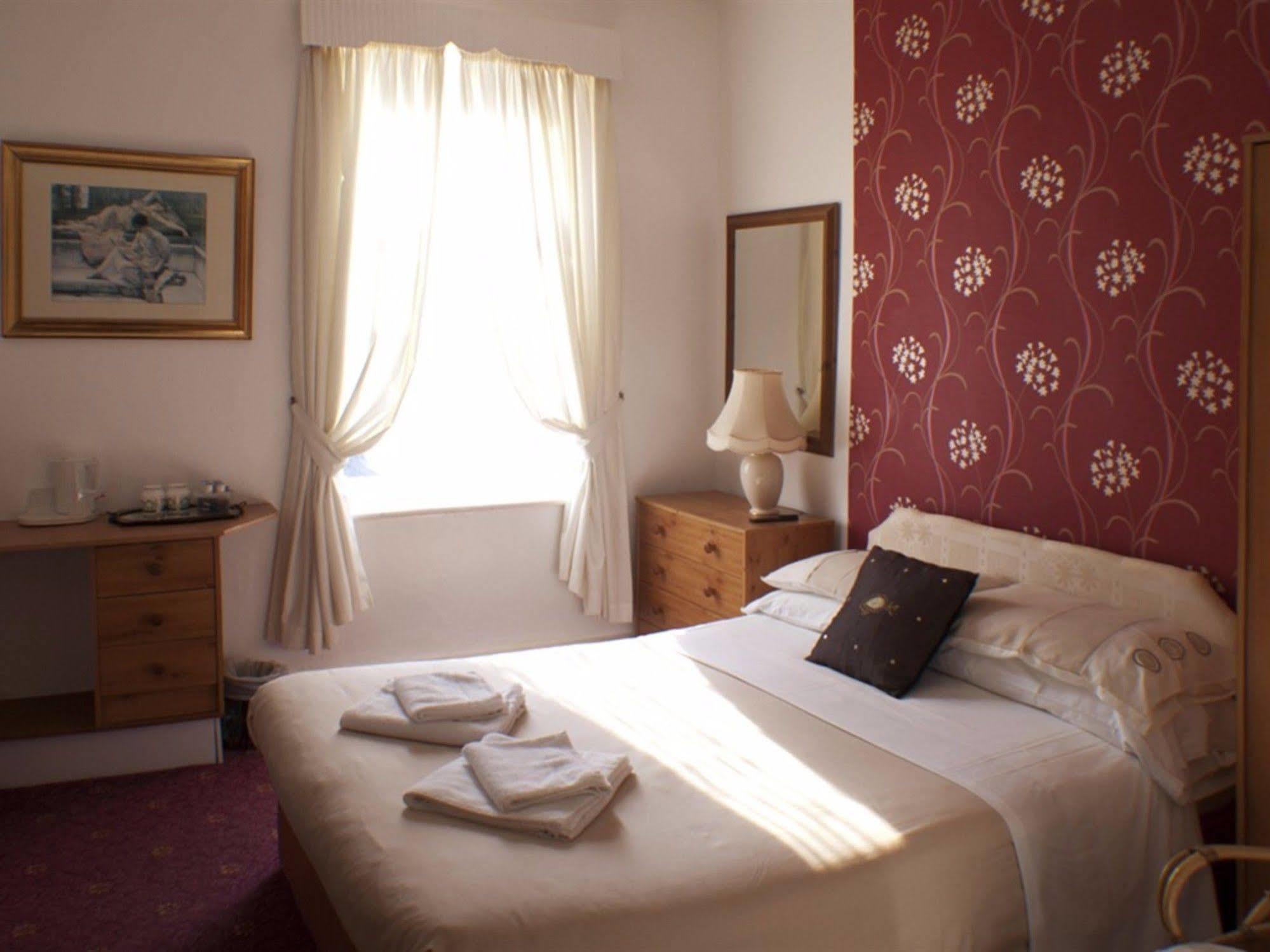 Hotel The Highfield Private 2*