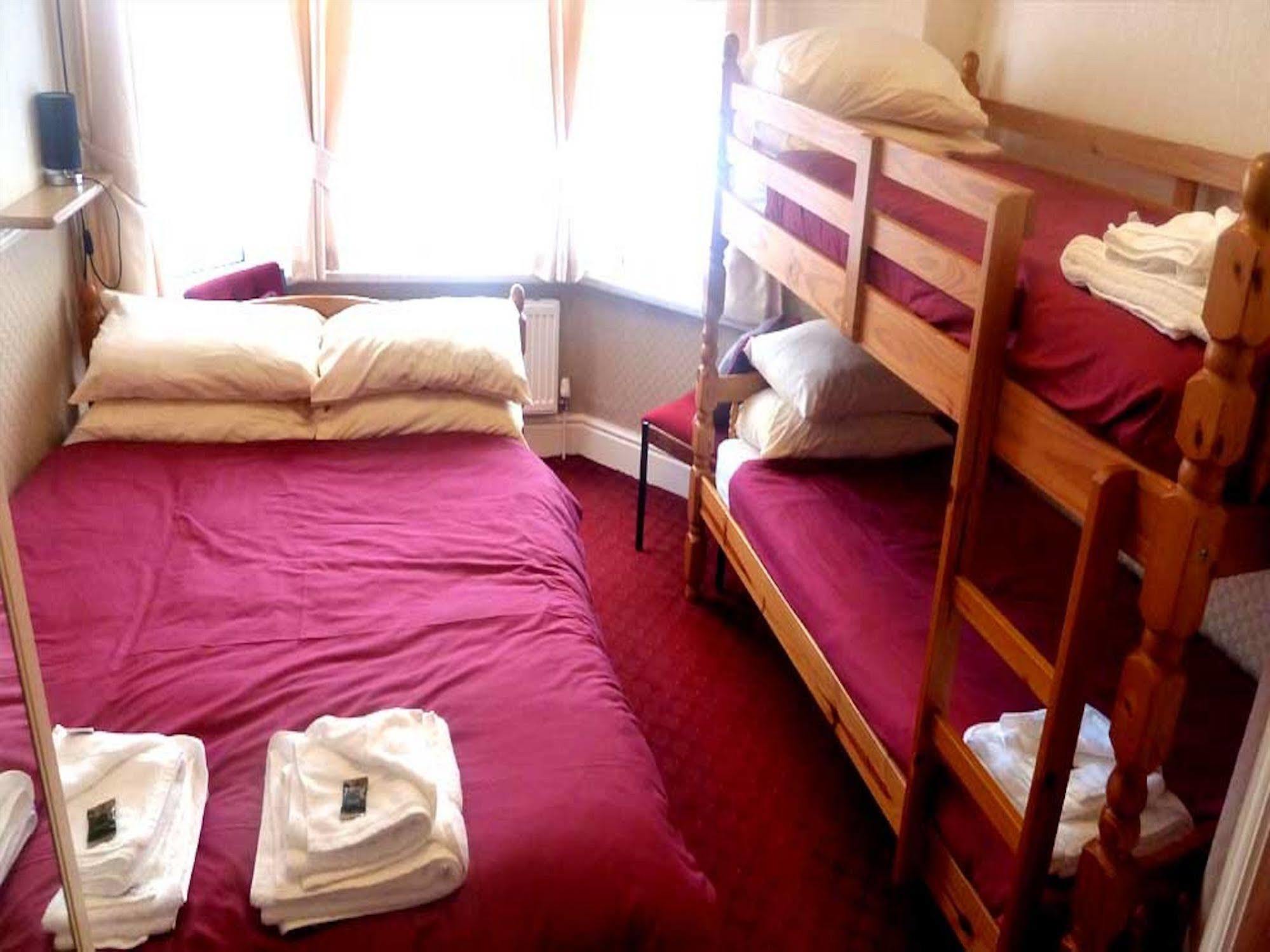 Delamere Bed & Breakfast 3*