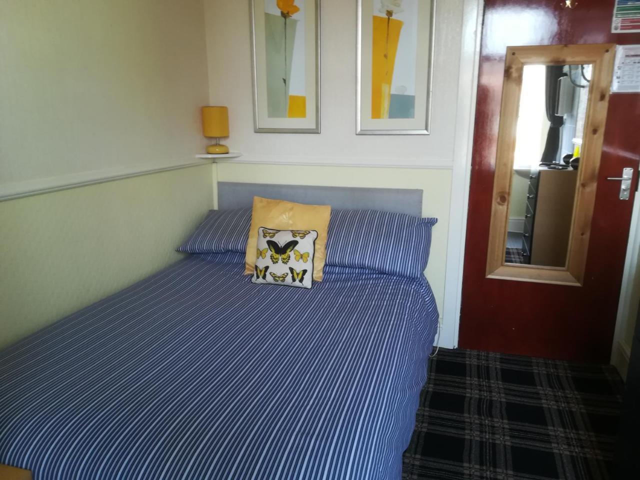 Delamere Bed & Breakfast Blackpool