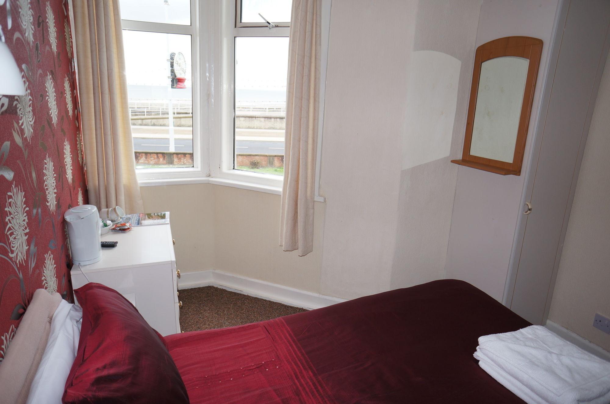 Guest house Ocean Bay Blackpool