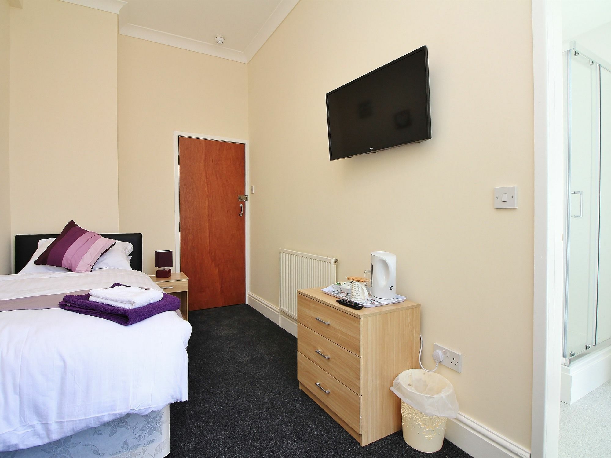 Bayswater House Bed & Breakfast Blackpool