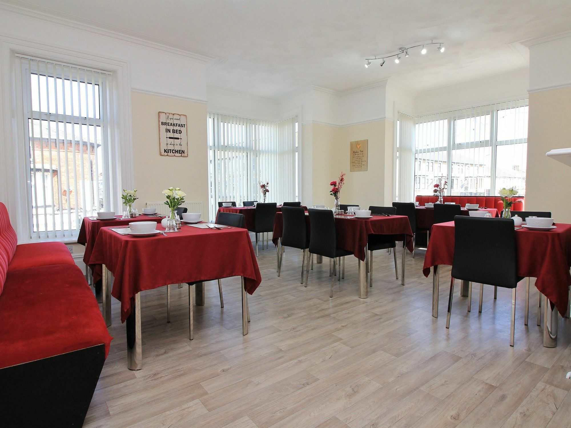 Bayswater House 3* Blackpool