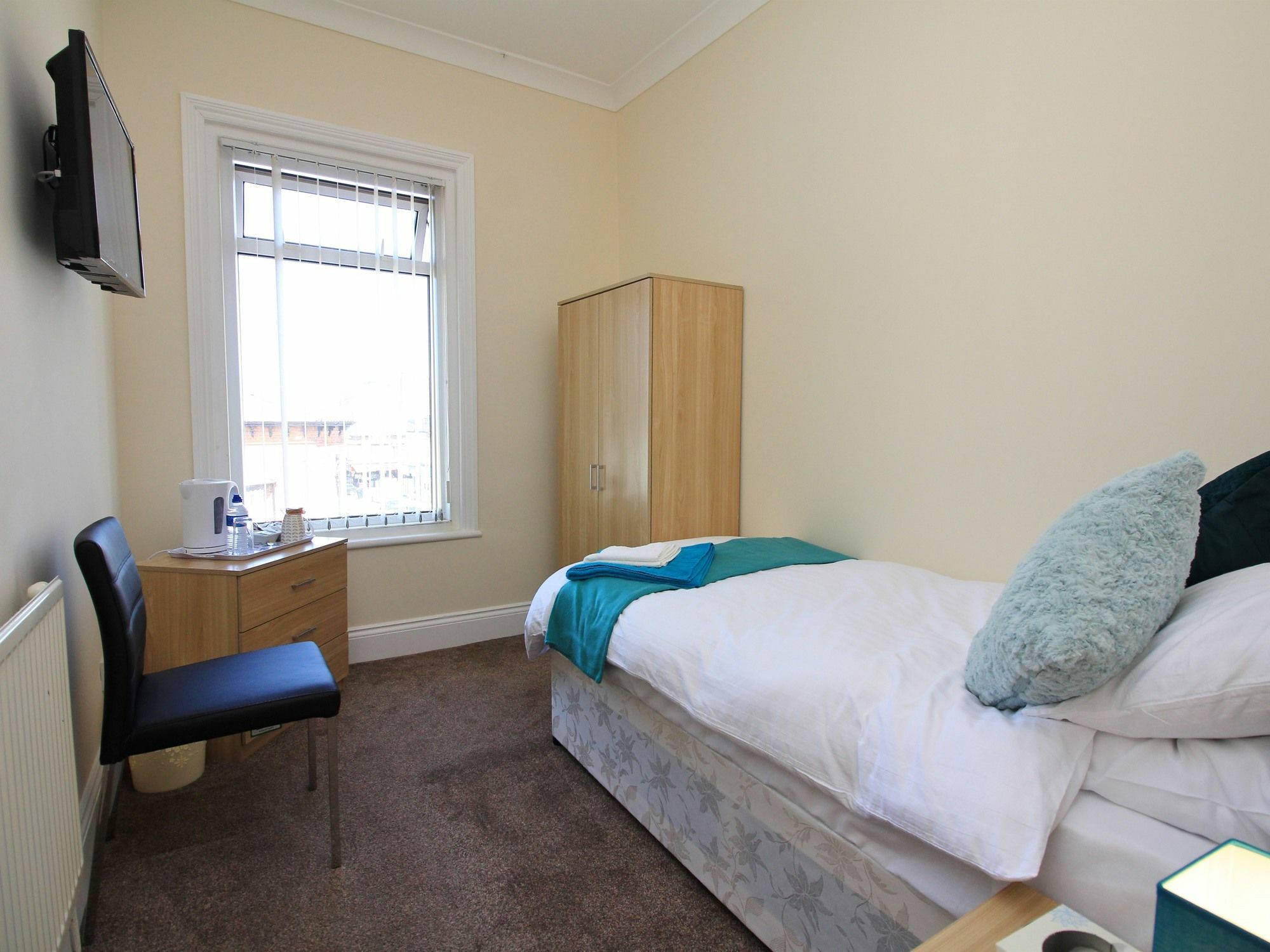 Bayswater House 3*