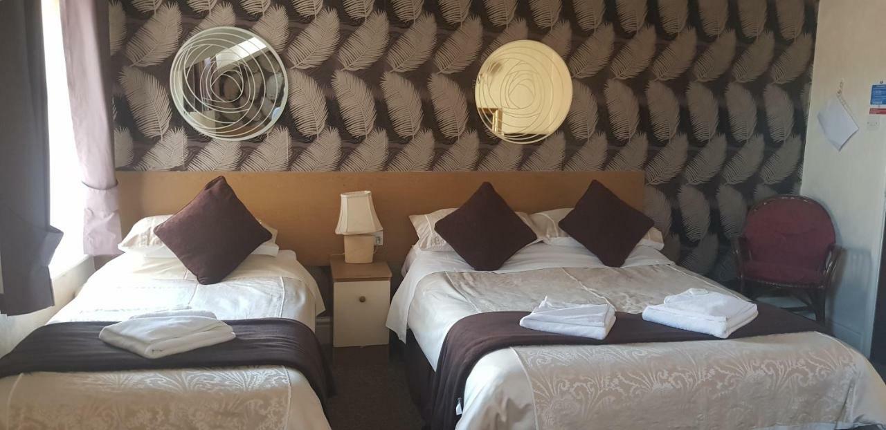Roselea 3* Blackpool