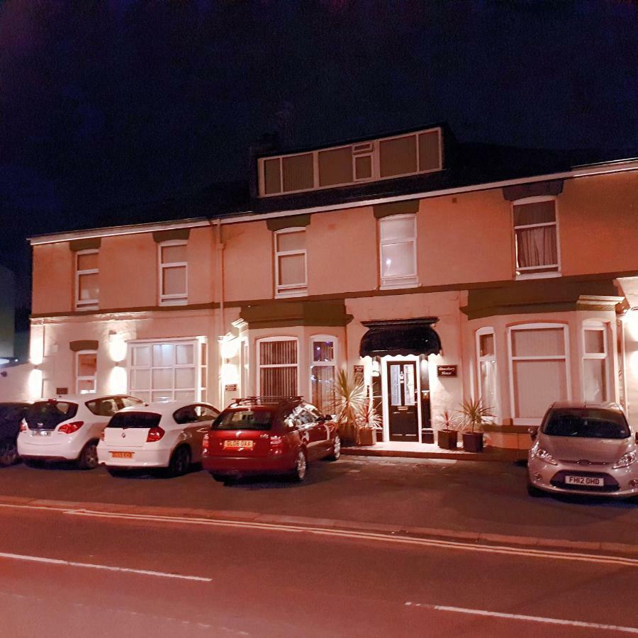 Dewsbury House Apartment Blackpool