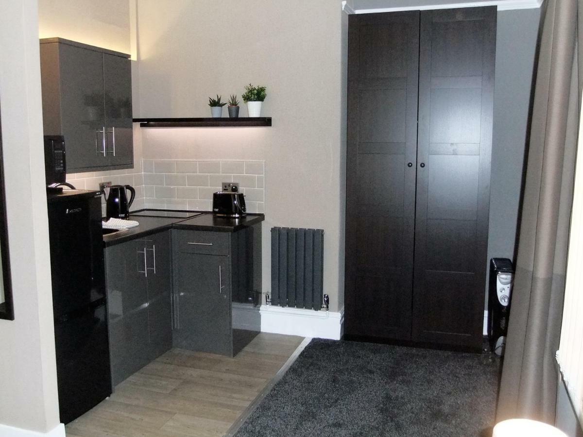 Dewsbury House Apartment