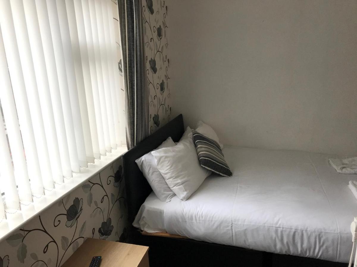 The Orbiston 3* Blackpool