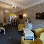 The Carlton