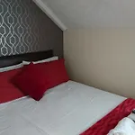 Ash Lea Hotel